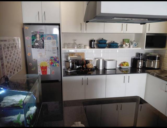 2 BEDROOM APARTMENT FOR SALE IN MORNINGHILL